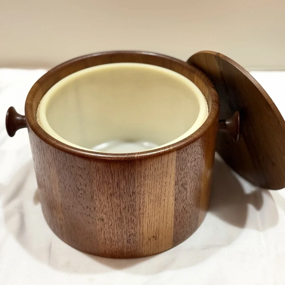 Vintage Teak Wood Ice Bucket, Danish w/plastic Insert Bucket And Foam Lining.